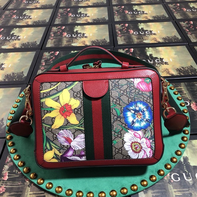 Gucci女包 550622 古馳新款花卉圖案單肩斜挎包  gqy1112